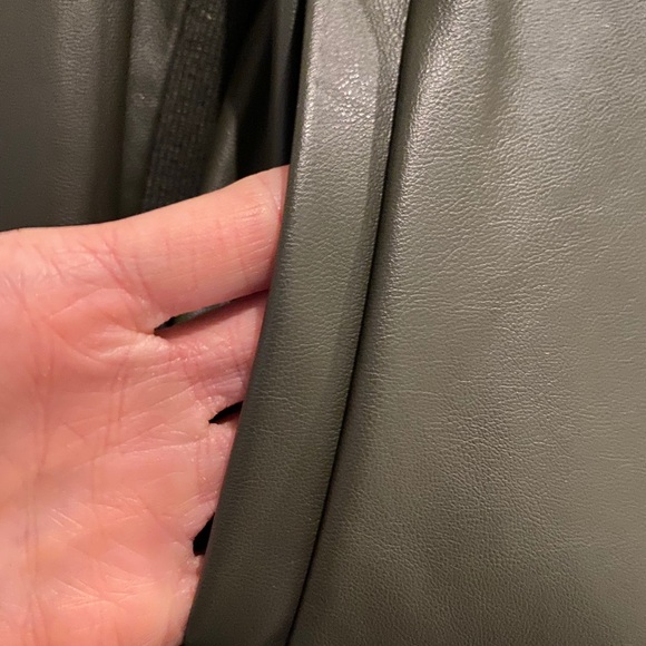 BB Dakota Faux leather cropped jacket/ blazer - Picture 4 of 10